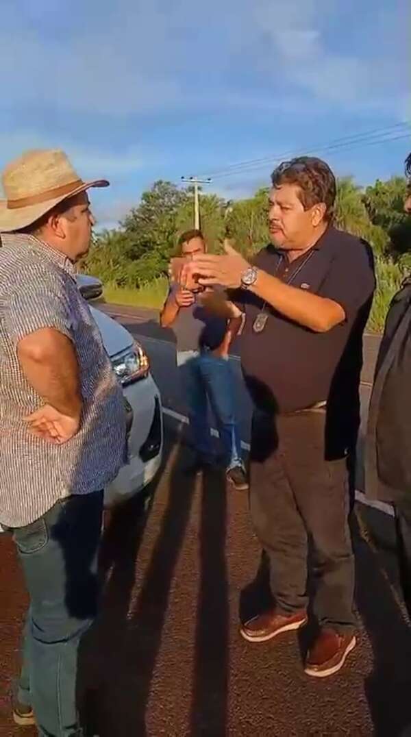 Intendente de Guayaibí denuncia a DNIT por retención injustificada de mandioca - Nacionales - ABC Color