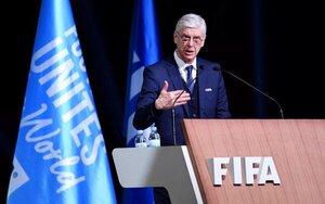La «Ley Wenger» y el protocolo del VAR, en la agenda de la IFAB el día 20 en Londres