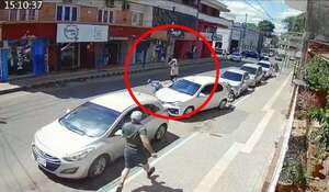 Asalto a joyería en Luque: fiscal expone relato del hombre que lanzó la piedra - Policiales - ABC Color