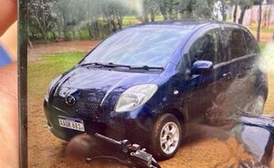 Violento asalto domiciliario culmina con robo de vehículo en Carlos Antonio López