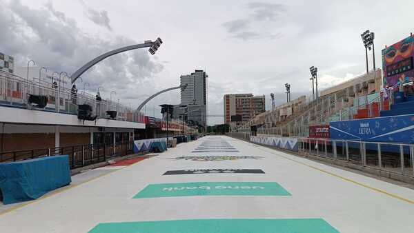Encarnación se prepara para una noche histórica con el inicio del Carnaval Centenario