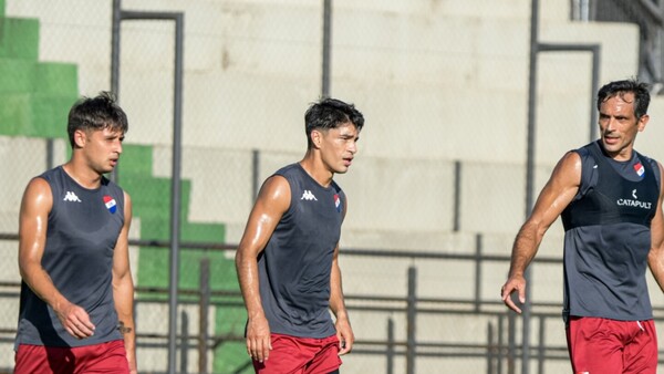 La llegada de Roque Santa Cruz “impactó en el club”