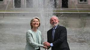 Lula y Von der Leyen celebran el acuerdo UE-Mercosur en la víspera de su firma en Asunción