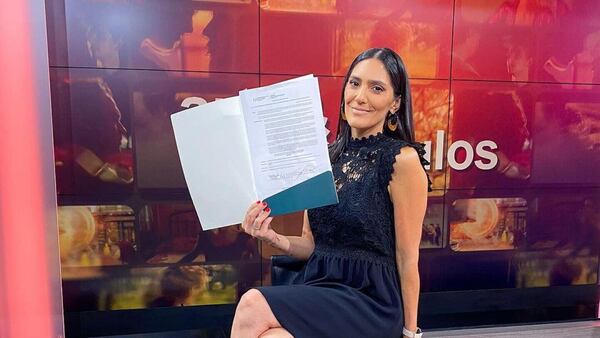 Lucia Sapena nuevamente votó en los Globos de Oro