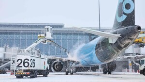 La Unión Europea recomienda a las compañías aéreas evitar el espacio aéreo de Irán