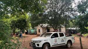 Asaltantes armados redujeron a una pareja y robaron un vehículo en Carlos Antonio López - Policiales - ABC Color