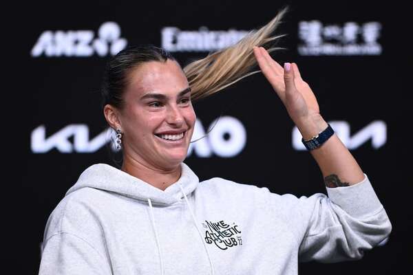 Sabalenka pide duelos con Swiatek en 2026 para alimentar rivalidad del tenis femenino - Tenis - ABC Color