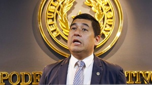 Nakayama apoya eliminar la caja parlamentaria: "Es un privilegio"