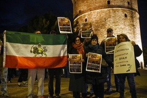 Irán: Represión y corte digital frenan las protestas