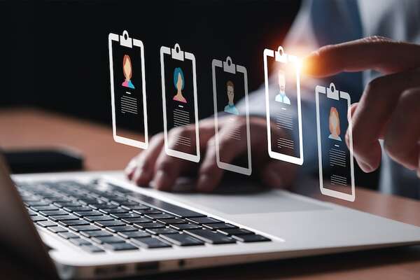 Liderazgo en empleo formal paraguayo bajo el desafío de la transformación productiva  - Negocios - ABC Color