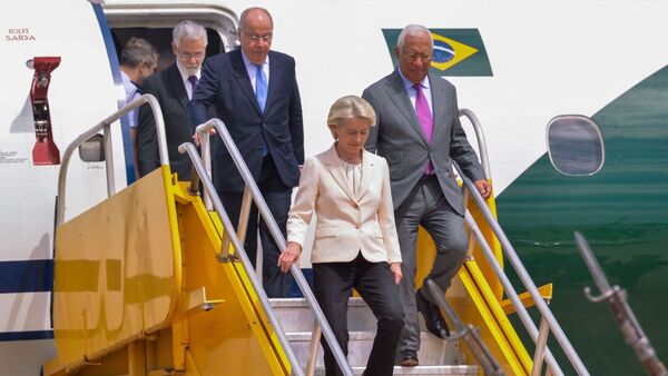 Von der Leyen llega a Asunción para la firma del acuerdo entre la UE y el Mercosur