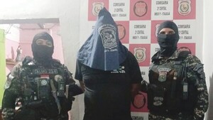 Su señora estaba en el templo y, borracho, celó del pastor