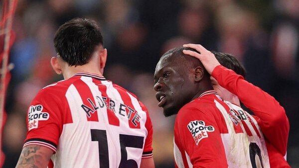 Sunderland de Omar Alderete regresa a la victoria