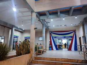 Inseguridad en IPS: asaltan a una enfermera con un machetillo en el cuello - Policiales - ABC Color