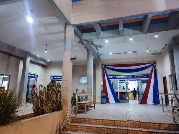 Inseguridad en IPS: asaltan a una enfermera con un machetillo en el cuello - Policiales - ABC Color