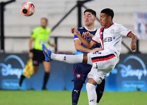 Cerro Porteño empata sin goles en deslucido compromiso con el San Lorenzo argentino - La Tribuna