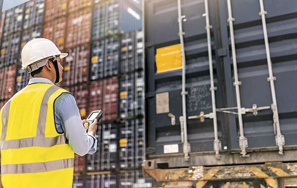 El comercio exterior del país movió casi US$ 35.000 millones en 2025 - Económico - ABC Color