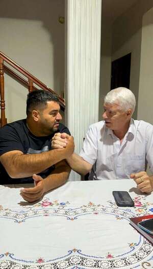 Añeteté sigue sumando candidaturas en Itapúa - Política - ABC Color