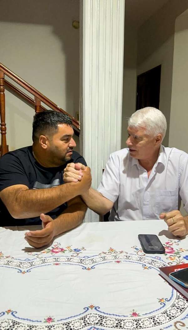 Añeteté sigue sumando candidaturas en Itapúa - Política - ABC Color