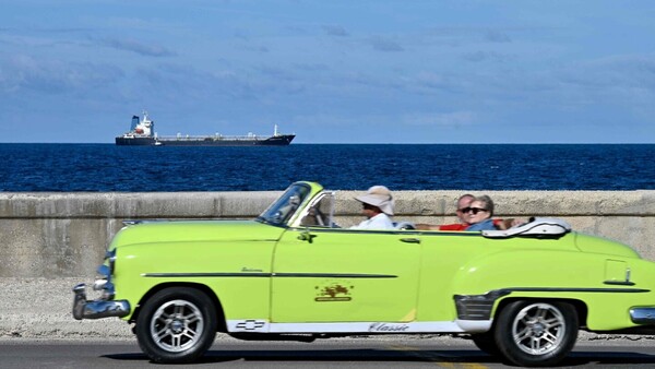 ¿Cómo EEUU ahoga a Cuba para que caiga por su propio peso?