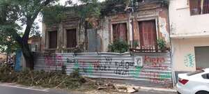 Asunción: Proyectos para revitalizar Centro se “caen a pedazos” como su patrimonio histórico - Nacionales - ABC Color