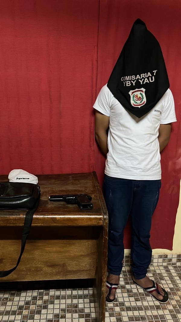 Joven fue aprehendido por portar una réplica de arma de fuego en la vía pública en Yby Yaú - Concepción al Día