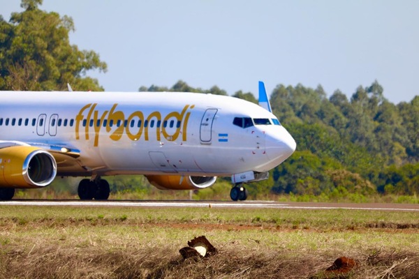 Flybondi ofrecerá vuelos especiales a Encarnación por el Rally 2026