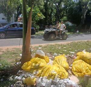 San Bernardino: basura en cada esquina y silencio municipal - Nacionales - ABC Color