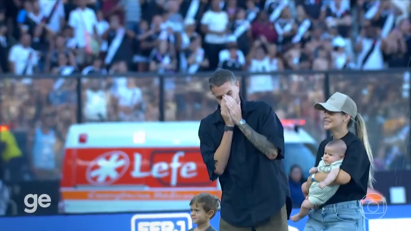 La emoción de Vegetti al despedirse de Vasco