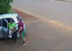 Video: bomberos reaniman a bebé de cinco meses tras broncoaspiración - ABC en el Este - ABC Color