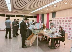 ANDE pagará sobrecosto de G. 1.395 millones cada mes por 15 años - Economía - ABC Color