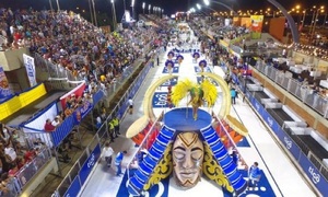 Sambódromo recibió a miles de personas en el inicio del Carnaval Encarnaceno 2026 - OviedoPress