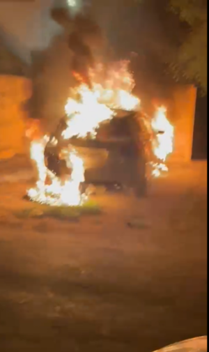 No aceptó la separación y quemó vehículo de su expareja