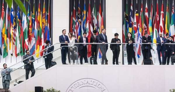 La Nación / FMI ajusta leve mejora en previsión de crecimiento mundial para 2026