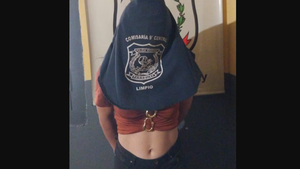 Se accidentó ka'úre, golpeó a una "samaritana" y a los policías