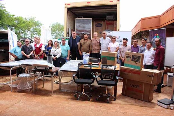 Fundación Tesãi entrega equipamientos a USFs del distrito de Alto Verá, Itapúa | DIARIO PRIMERA PLANA