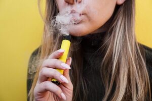Vapes: una adicción más que preocupante para los especialistas - Portal Digital Cáritas Universidad Católica