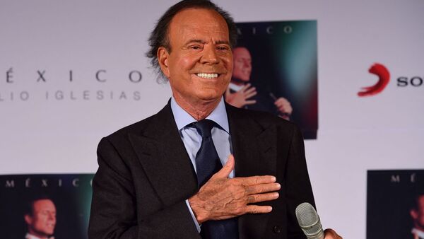 Julio Iglesias pide archivar la investigación contra él en España y detener el daño reputacional