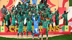 Senegal se retiró por penal a los 95', volvió y levantó la Copa: Ahora quedaría sin Mundial