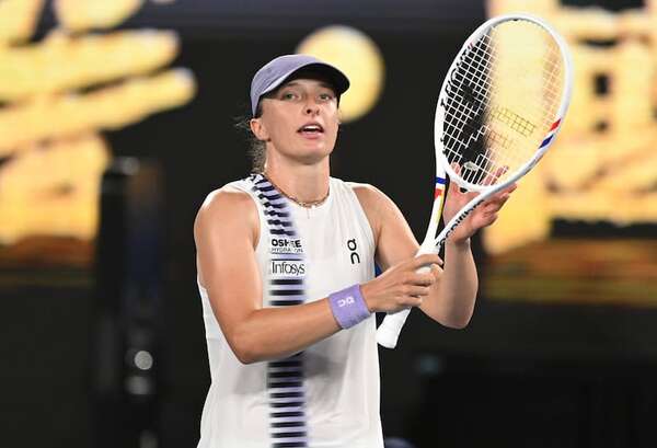 Swiatek sufre más de lo previsto en Melbourne - Tenis - ABC Color