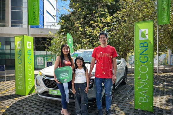 Banco GNB presentó al primer ganador de la Suzuki Fronx GLX 0 km