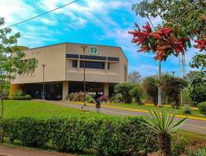 Hospital de Itauguá: denuncian atraso en aguinaldo y otras compensaciones salariales - Nacionales - ABC Color