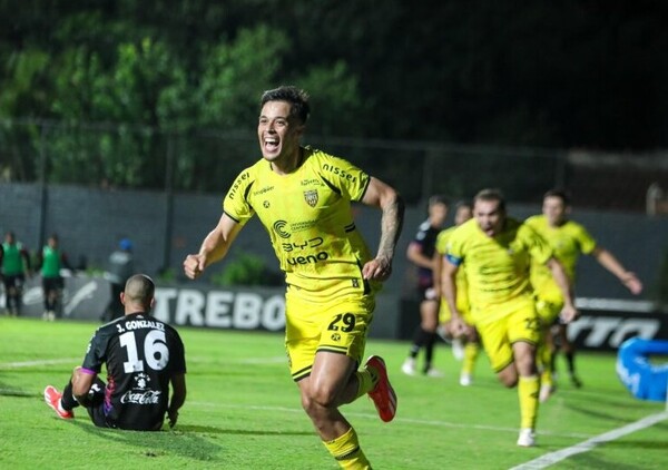 Olimpia avanza por un 9 paraguayo para reforzar su ataque