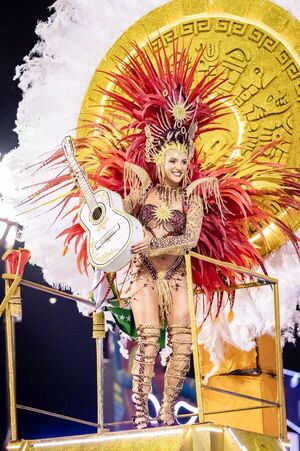 Popular / Arrancó carnaval encarnaceno: ¡Un siglo de samba, belleza y tradición!