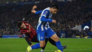 El Brighton salva un empate con una chilena en el minuto 91