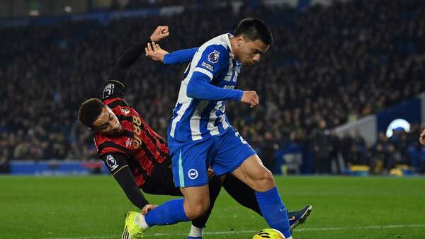 El Brighton salva un empate con una chilena en el minuto 91