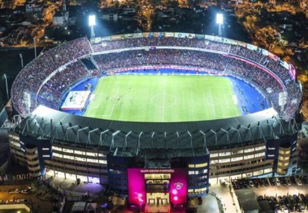Popular / Debut del Ciclón... ¿A estadio lleno?