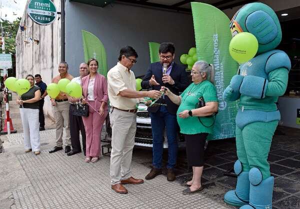 Medalla Milagrosa celebra 40 años entregando el segundo Kia - Empresariales - ABC Color