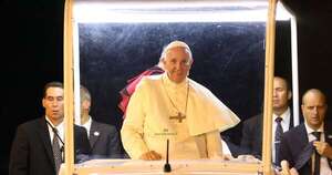 La Nación / De Encarnación al Vaticano: la huella imborrable de Ballestrino en la vida del papa Francisco