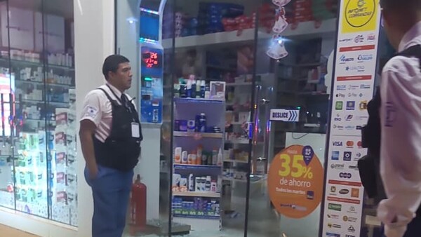 ¡Otra vez! Delincuentes robaron medicamentos adelgazantes de farmacia